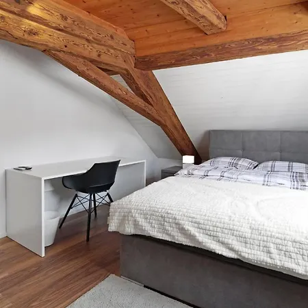 Hermes Contactless Self Checkin