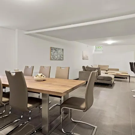 Hermes Contactless Self Checkin Отель *