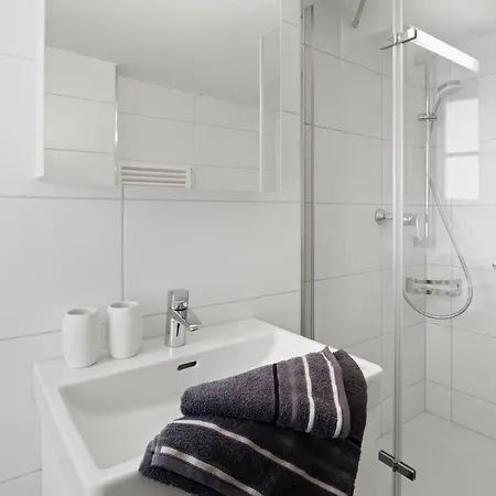 Hermes Contactless Self Checkin * Цюрих