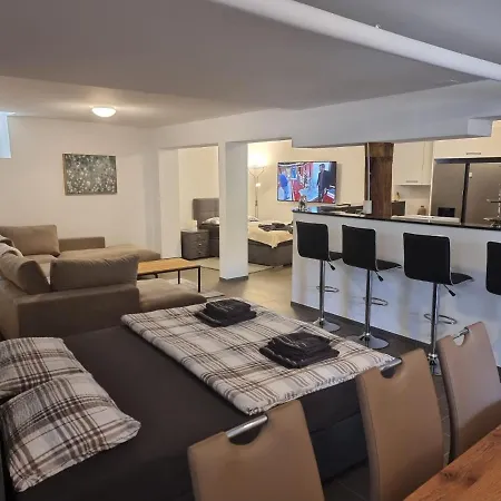 Hermes Contactless Self Checkin Готель *